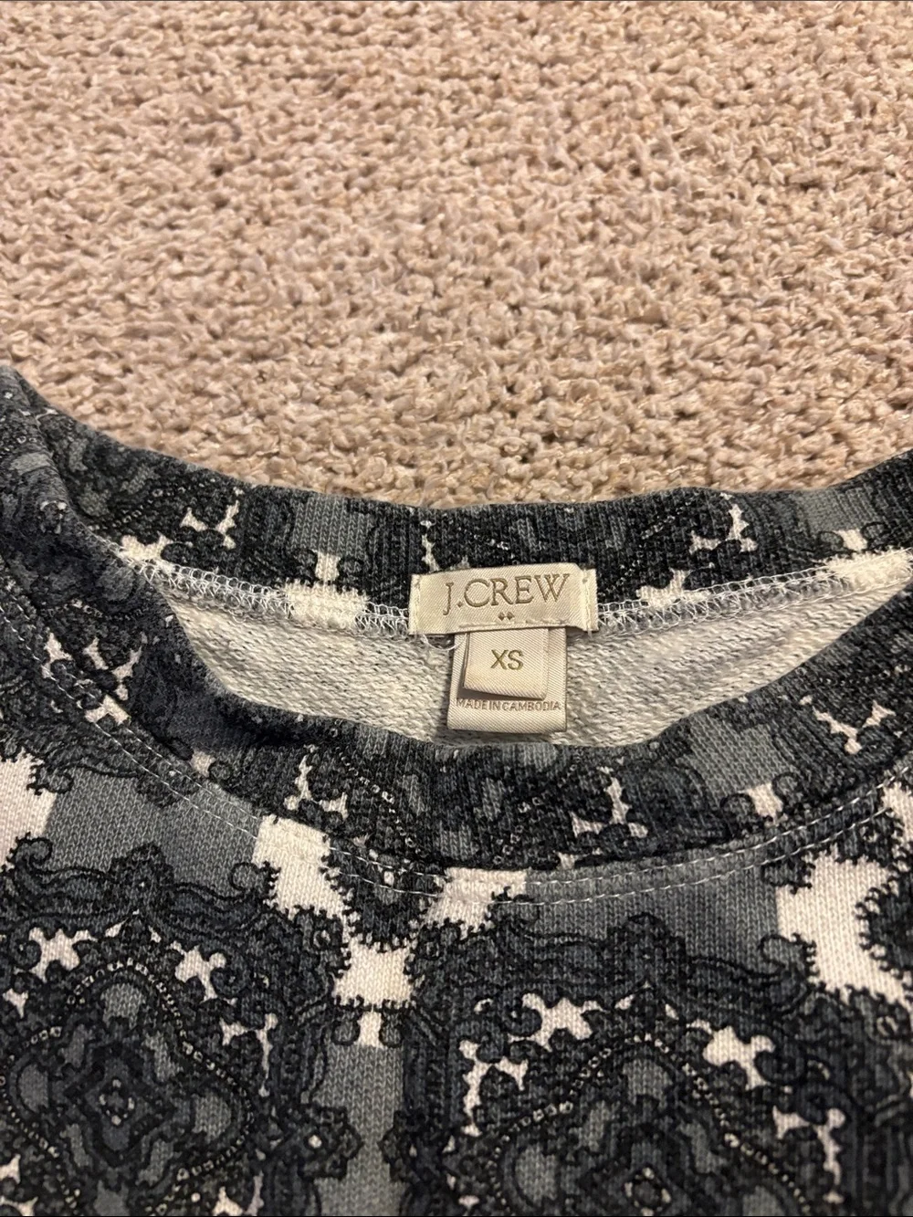 J Crew Mosaic Tile Print Sweatshirt Top Fall Cozy Retro Short Sleeve Knit
